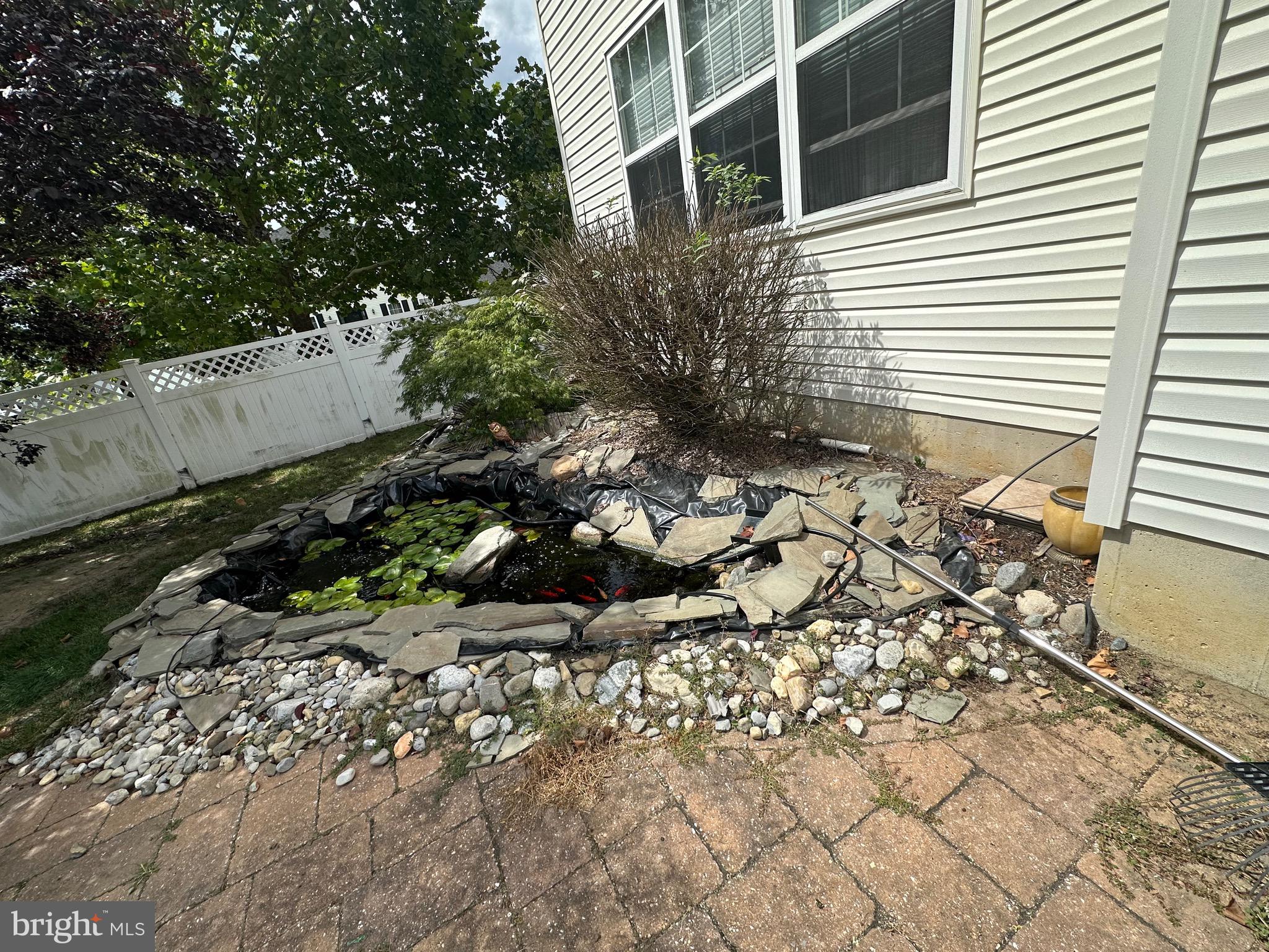 109 Harmony Cir Road Sicklerville, NJ 08081 - Photo 31 of 118