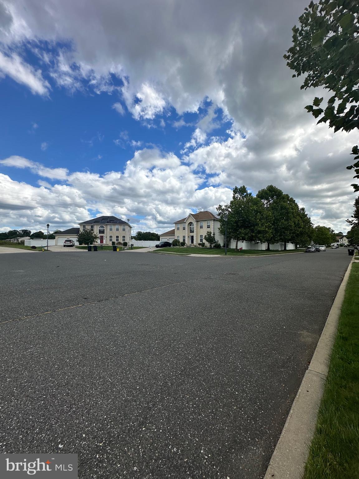 109 Harmony Cir Road Sicklerville, NJ 08081 - Photo 9 of 118