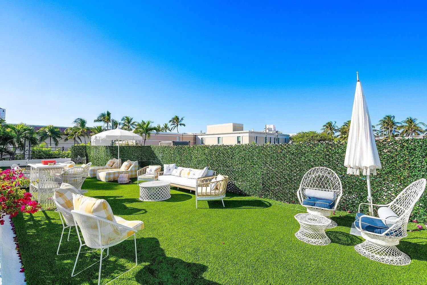 162 Peruvian Avenue Palm Beach, FL 33480 - Photo 3 of 41 Rooftop Deck