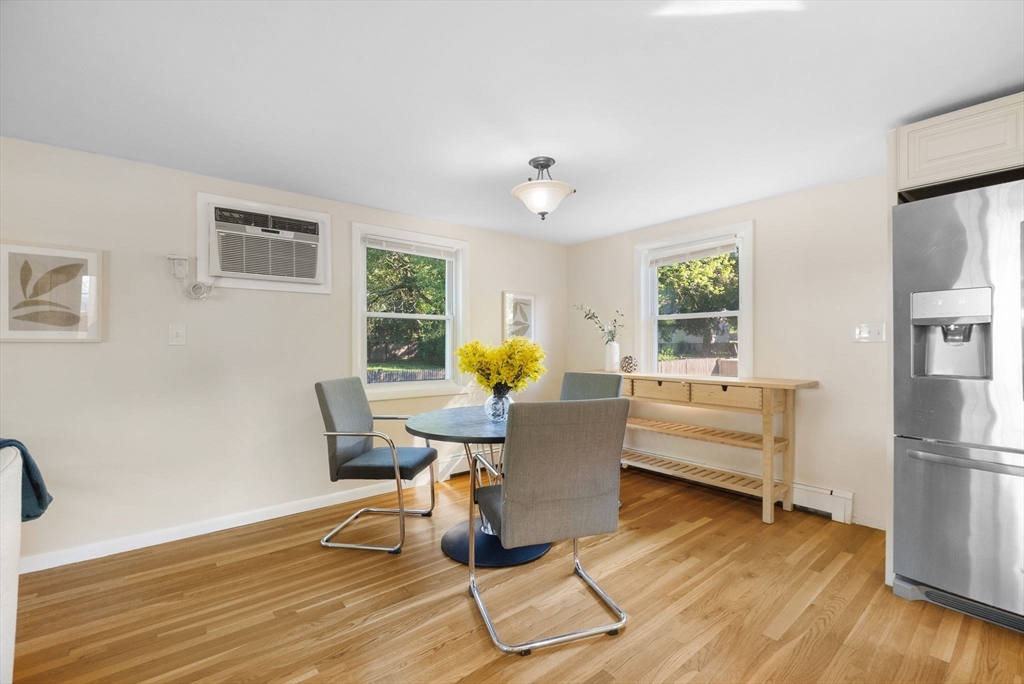 221 Totten Pond Road Waltham, MA 02451 - Photo 8 of 37