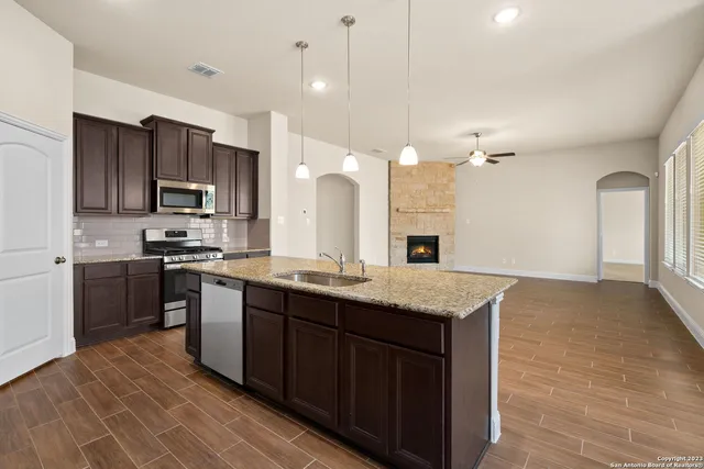 $2,750 | 2248 Meadow Way Street, New Braunfels, TX 78132