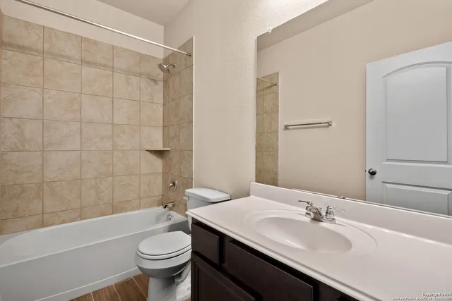 $2,750 | 2248 Meadow Way Street, New Braunfels, TX 78132