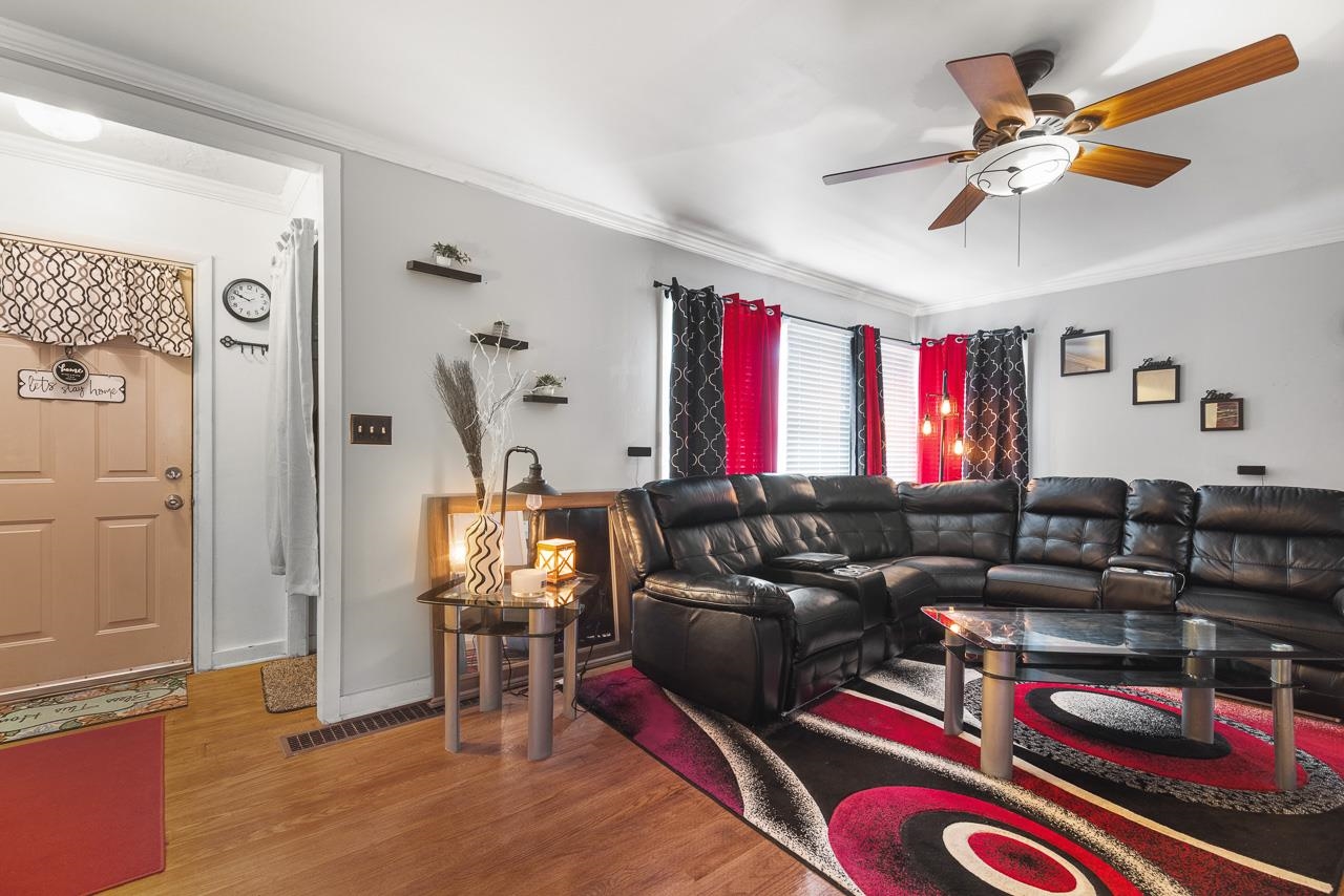 2622 Pelham Road Rockford, IL 61107 - Photo 3 of 20