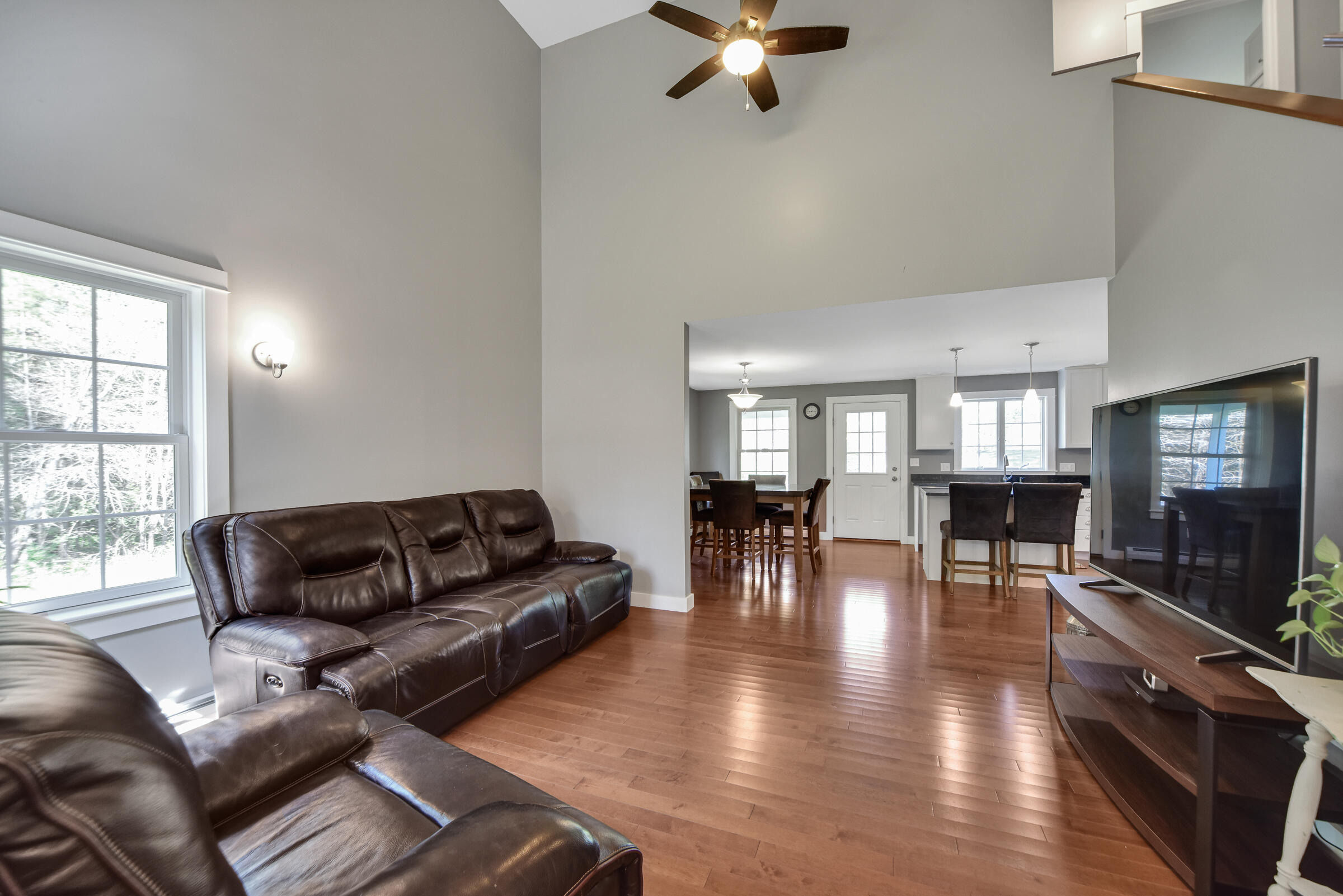 350 Middlesex Road Topsham, ME 04086 - Photo 8 of 45 Interior