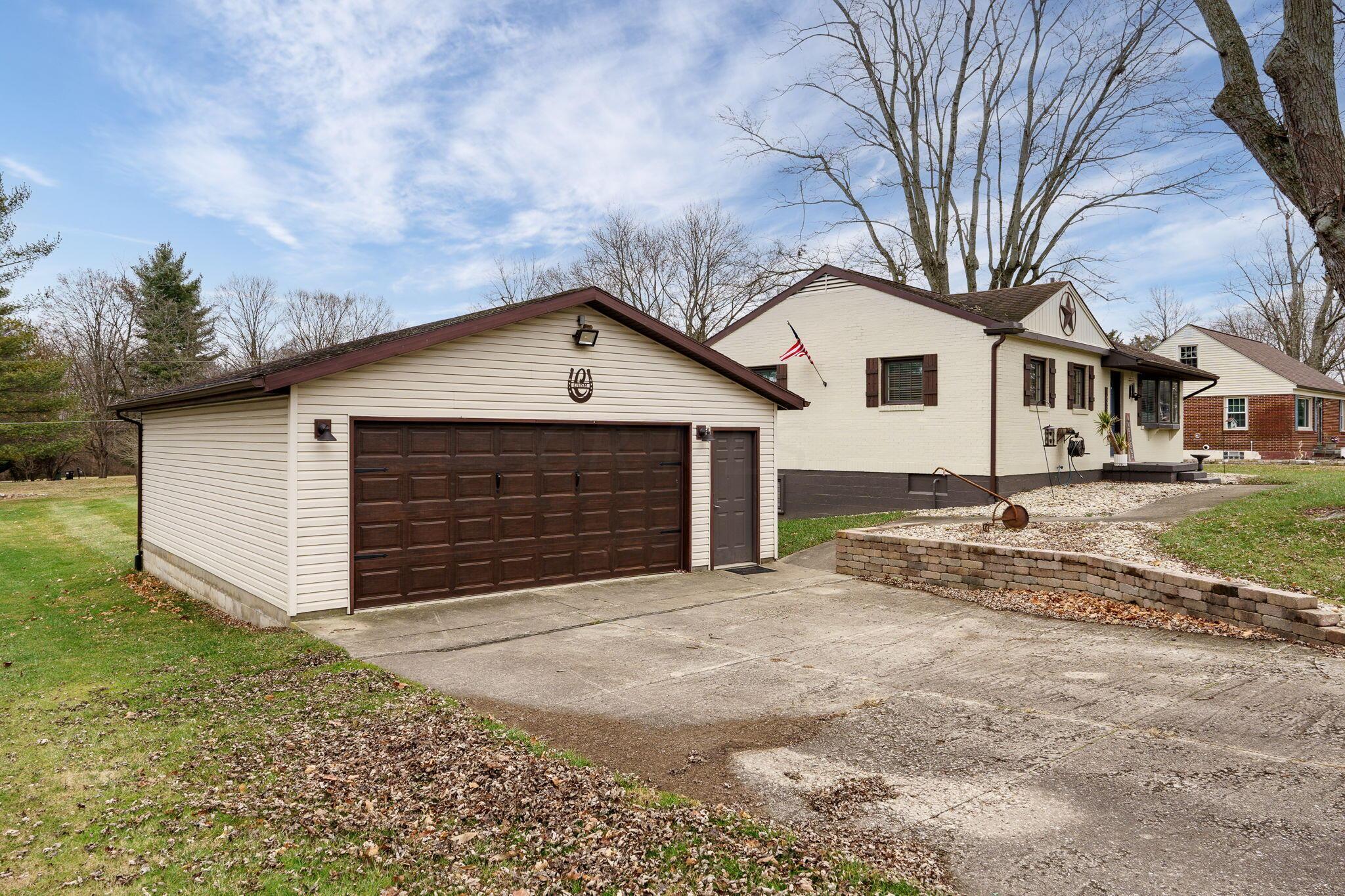 1632 Ridgeway Drive Springfield, OH 45506 - Photo 5 of 45 1632 Ridgeway Drive, Springfield, OH 45506