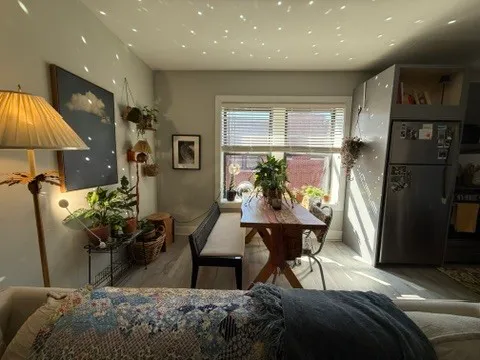 $2,285 | 1137 Oak Avenue, Unit 3W, Evanston, IL 60202