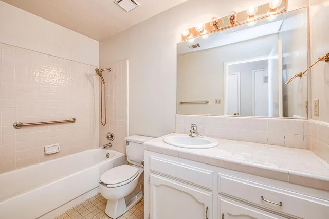 $401,000 | 2535 Sierra Avenue, Clovis, CA 93611