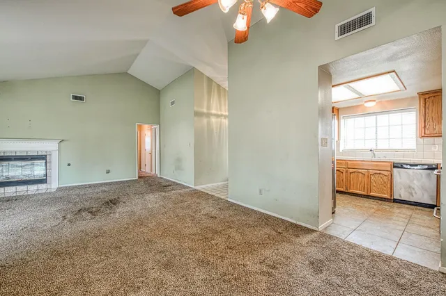 $401,000 | 2535 Sierra Avenue, Clovis, CA 93611