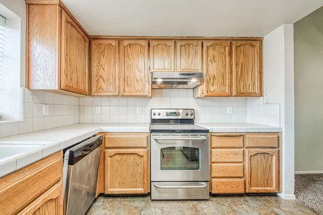 $401,000 | 2535 Sierra Avenue, Clovis, CA 93611