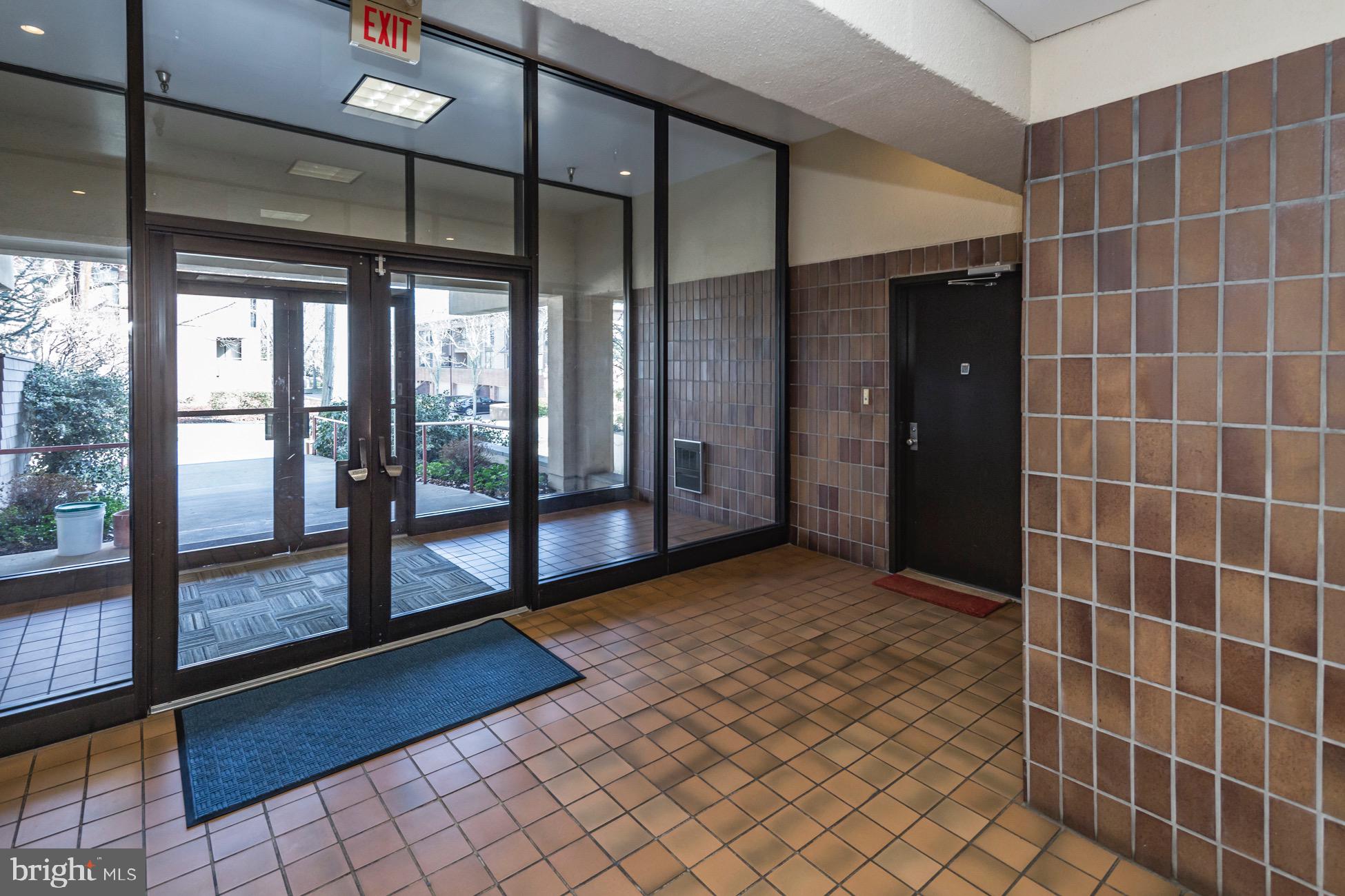 1 Markham Road, Unit 2D Princeton, NJ 08540 - Photo 5 of 25 Lobby Entry