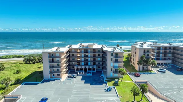 $279,500 | 3370 Ocean Shore Boulevard, Unit 404, Ormond Beach, FL 32176