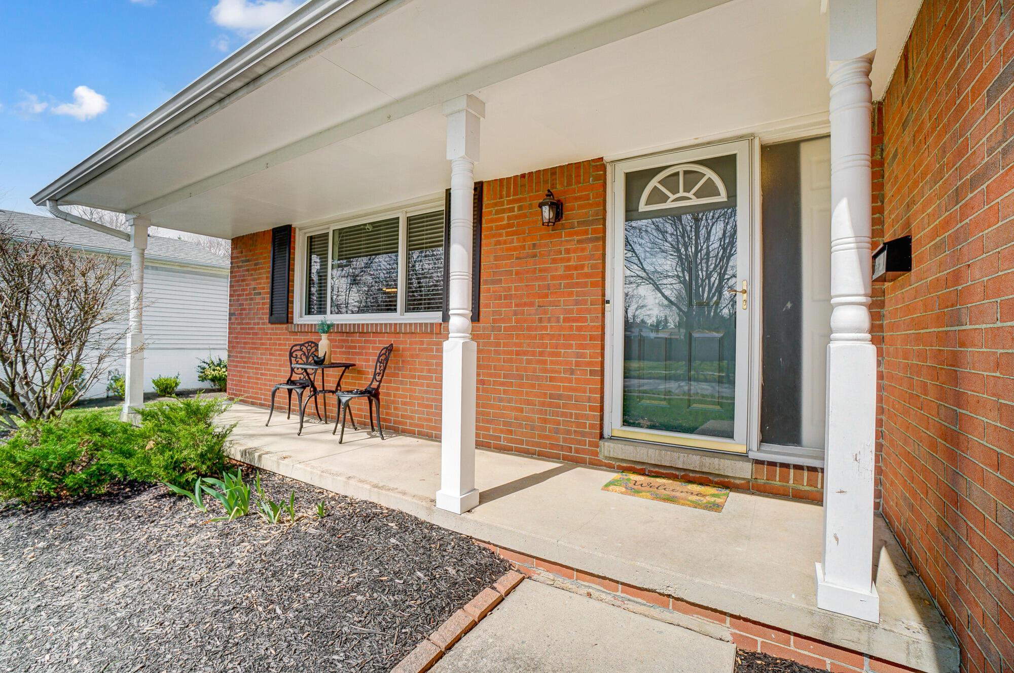 174 Allview Road Westerville, OH 43081 - Photo 7 of 50 Front Porch