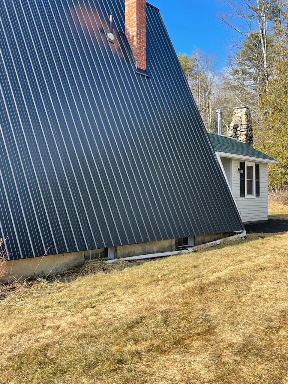 216 Bowdoinham Road Sabattus, ME 04280 - Photo 8 of 34 216outside.13image13