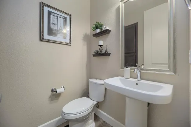 $3,295 | 2708 Sweeney Drive, Woodland, CA 95776