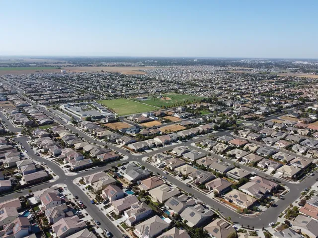 $3,295 | 2708 Sweeney Drive, Woodland, CA 95776