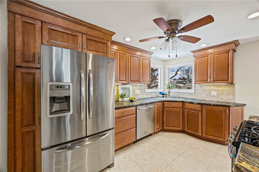 126 Marwood Road Greece, NY 14616 - Photo 20 of 45