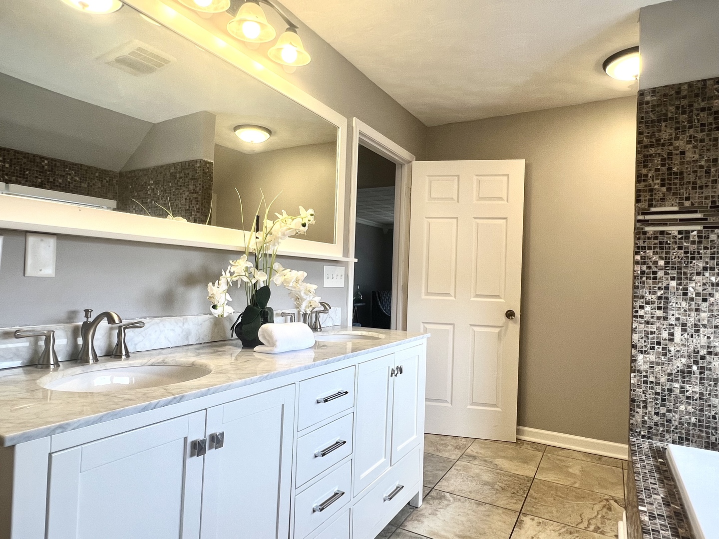 7113 Clarendon Hills Road Darien, IL 60561 - Photo 34 of 36