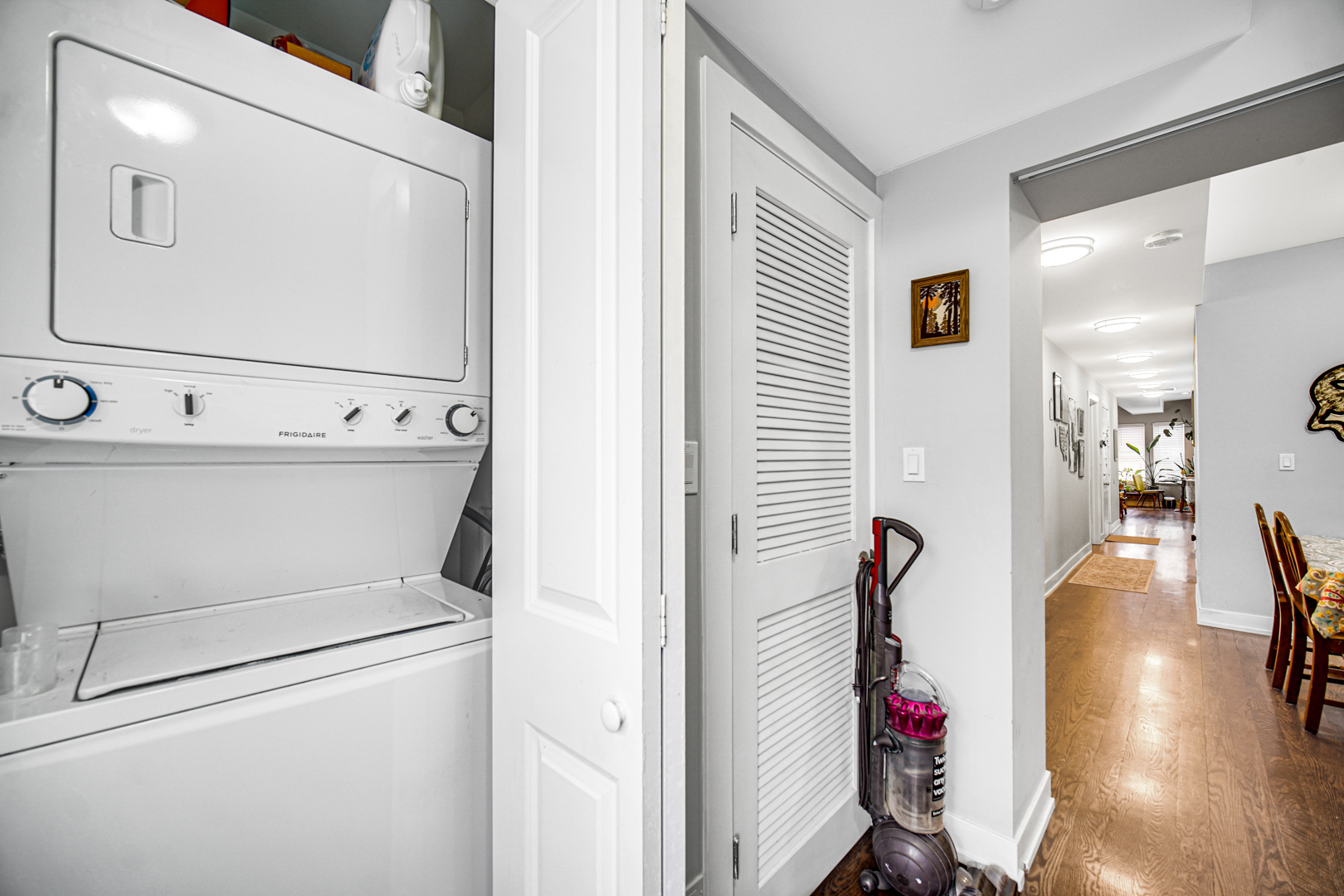4833 North Ridgeway Avenue Chicago, IL 60625 - Photo 16 of 36 Gallery Image 16