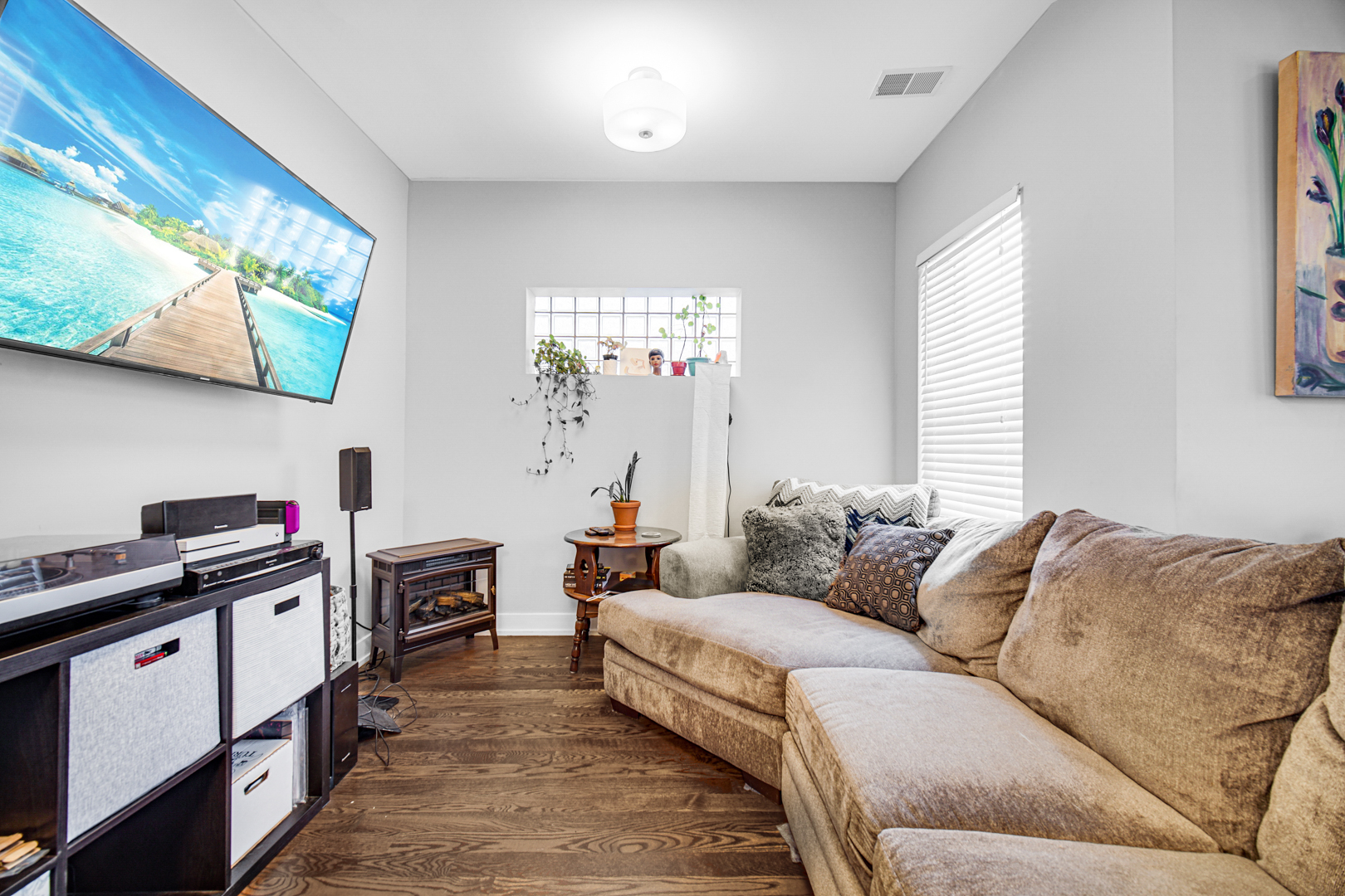 4833 North Ridgeway Avenue Chicago, IL 60625 - Photo 18 of 36 Gallery Image 18