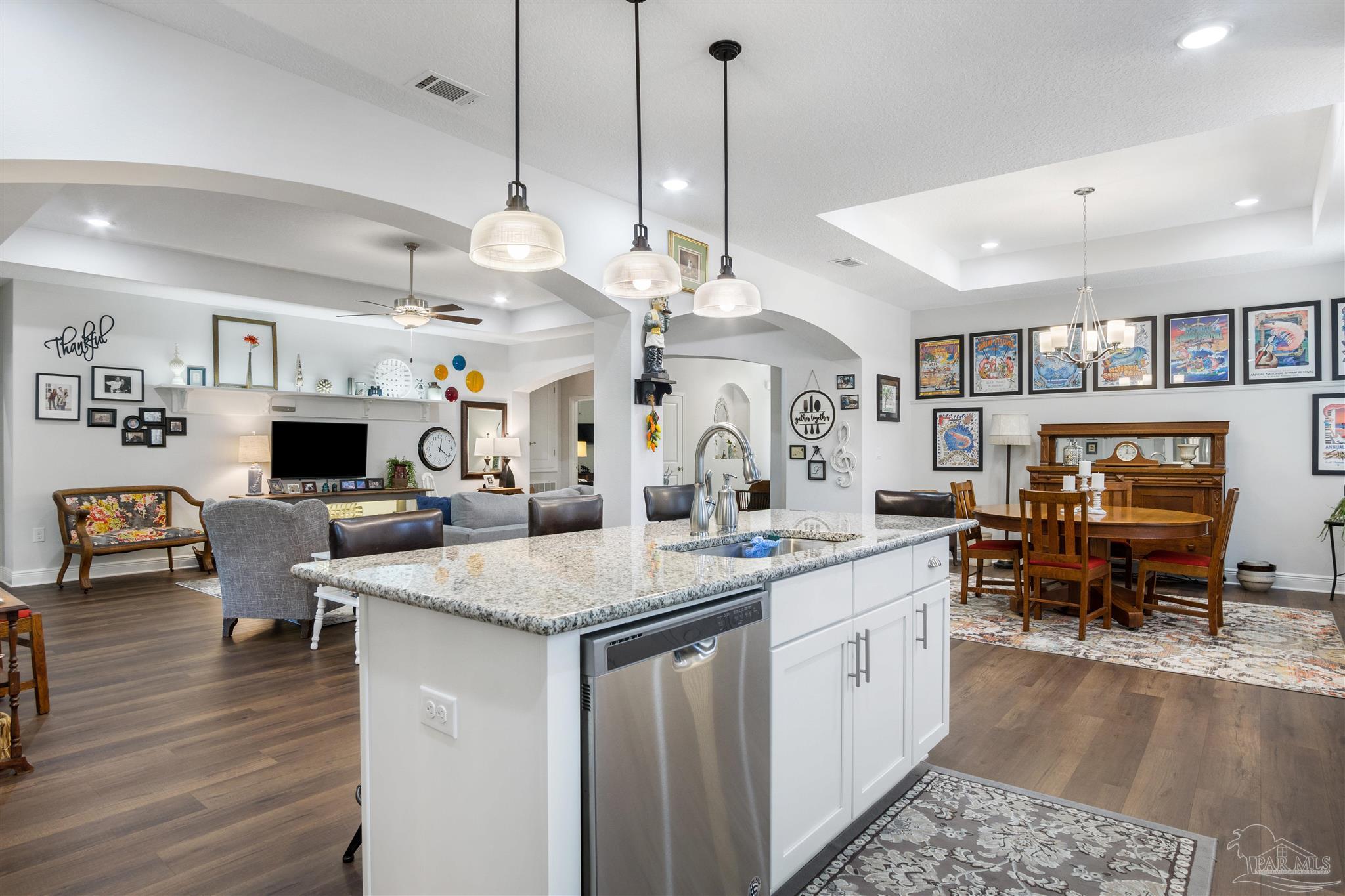 16580 Innerarity Point Road Pensacola, FL 32507 - Photo 13 of 30 Gallery Image 13