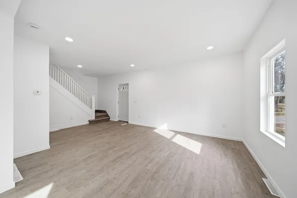 $190,000 | 209 Damon Street, Jackson, MI 49203
