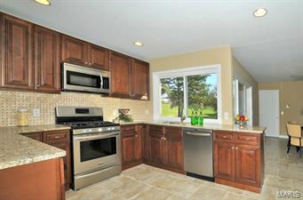 14565 Ladue Road Chesterfield, MO 63017 - Photo 5 of 24