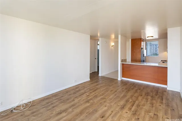 $1,950 | 949 Ala Nanala Street, Unit 501, Honolulu, HI 96818