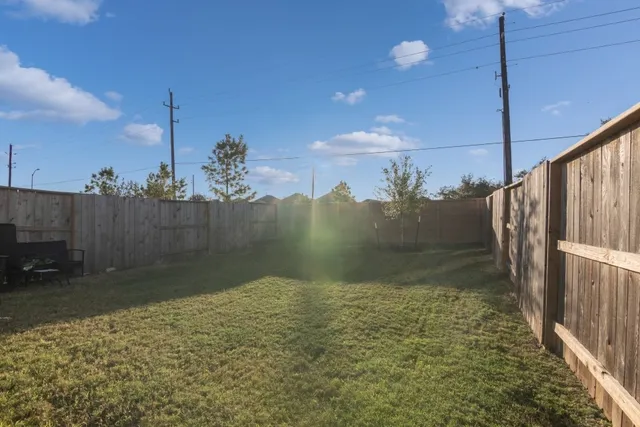 a view of a pathway of a house