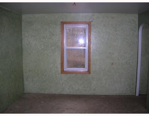 634 Milltown Road Plum, PA 15068 - Photo 5 of 8 Dining Room.