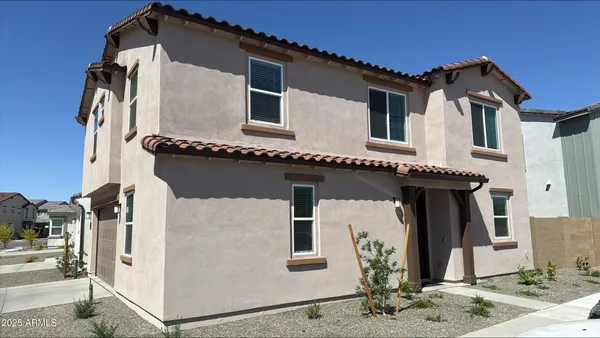 $3,285 | 2550 West North Foothills Drive, Unit 201, Phoenix, AZ 85085