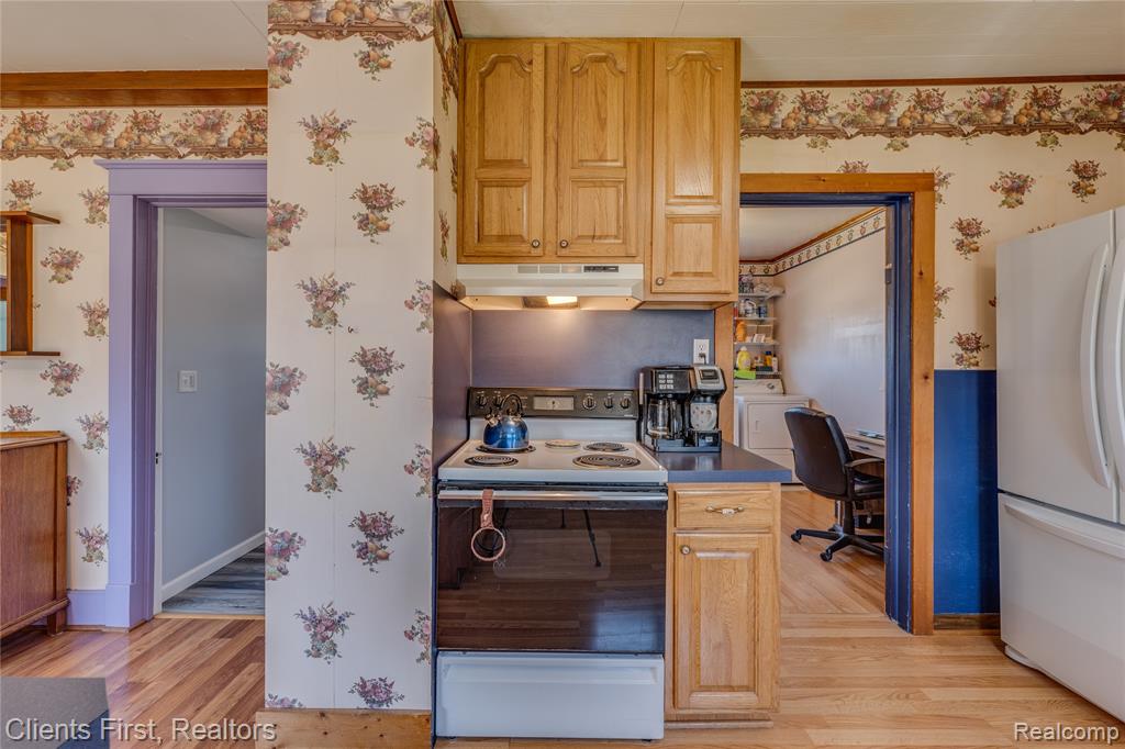 342 North Chambers Road Tawas City, MI 48763 - Photo 14 of 30