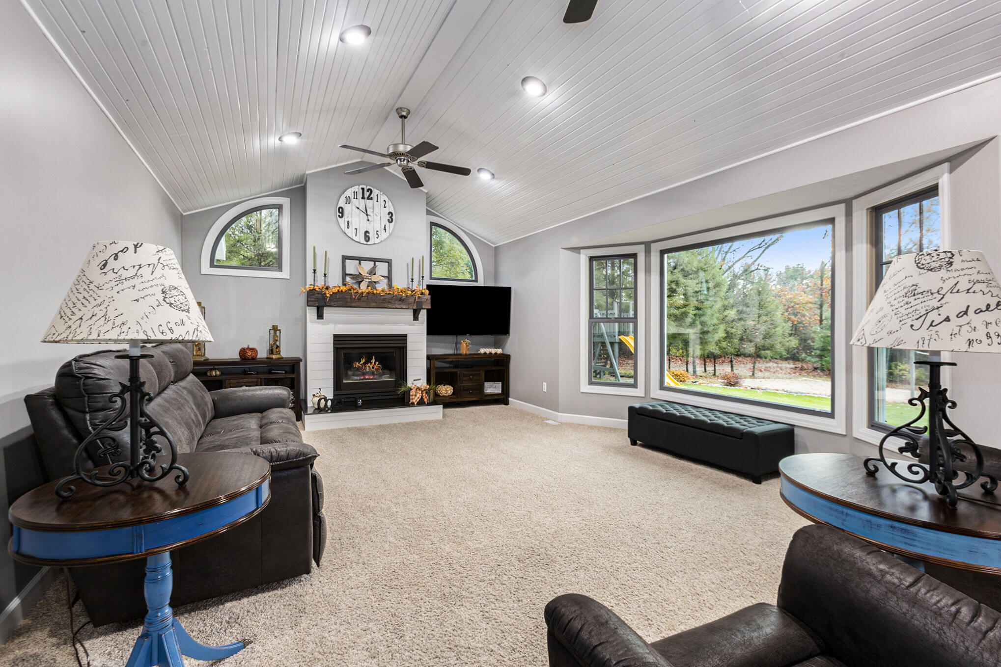 10038 Riley Lane Greenville, MI 48838 - Photo 20 of 35 005_riley_5