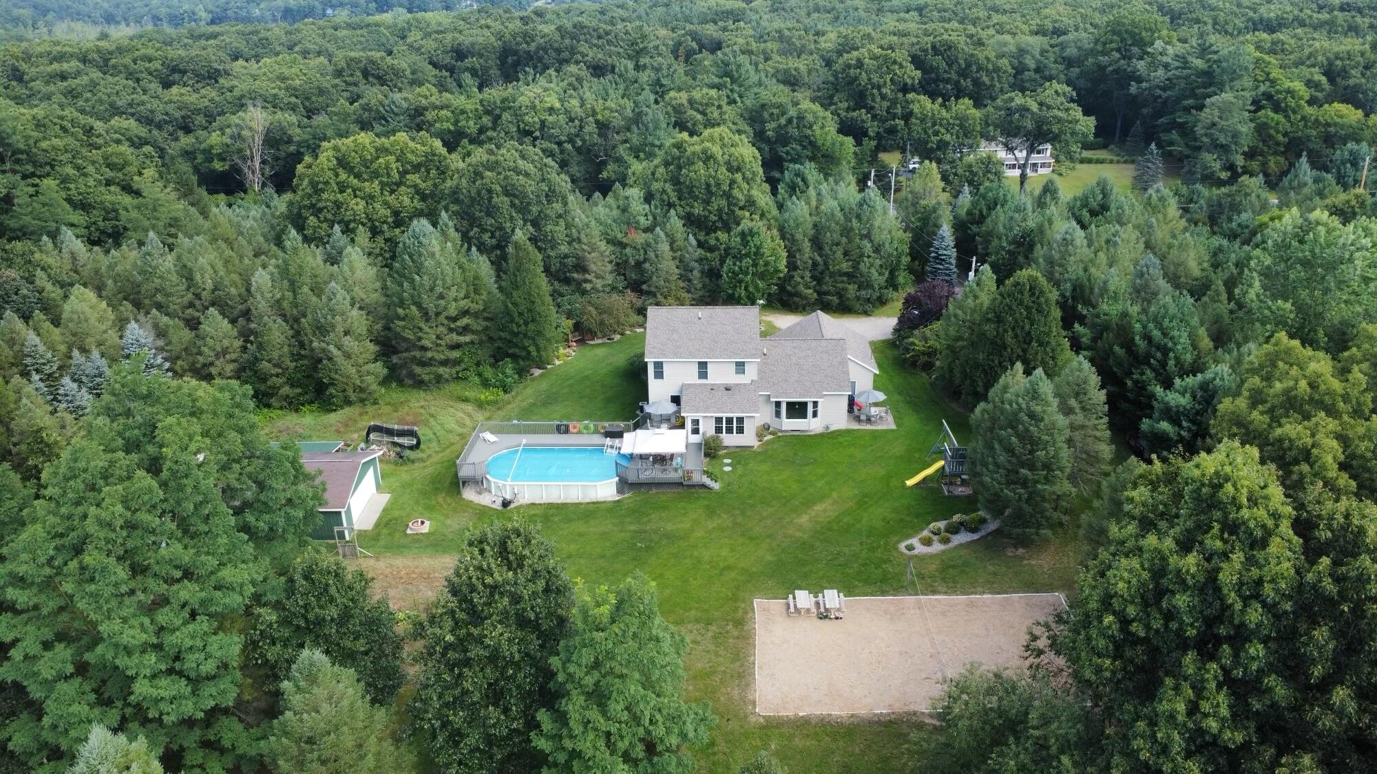 10038 Riley Lane Greenville, MI 48838 - Photo 6 of 35 dji_fly_20230902_111556_81_1693667765935