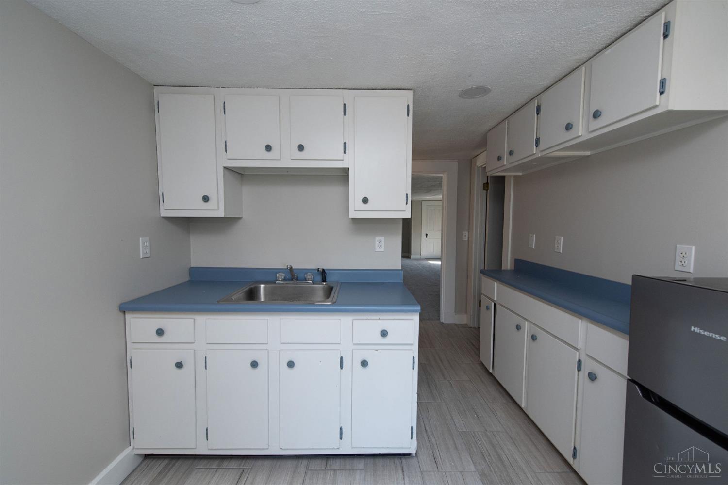 1743 Compton Road Cincinnati, OH 45231 - Photo 36 of 37 Unit 3