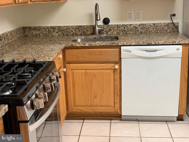 7800 Inverton Road, Unit 102 Annandale, VA 22003 - Photo 4 of 8