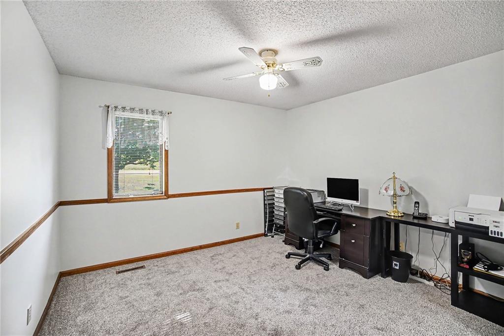 2105 Northeast Porter Road Blue Springs, MO 64014 - Photo 13 of 31 Gallery Image 13