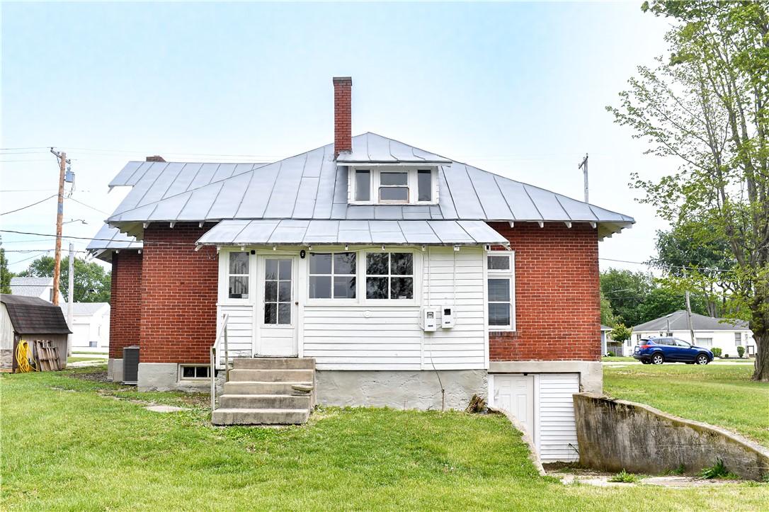 372 South Main Street New Madison, OH 45346 - Photo 8 of 100