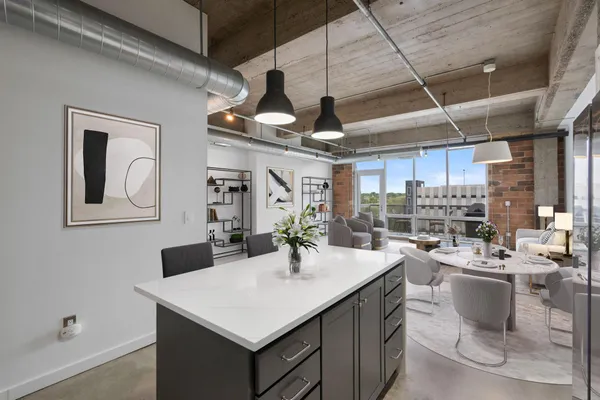 $2,595 | 901 North 3rd Street, Unit 515, Minneapolis, MN 55401