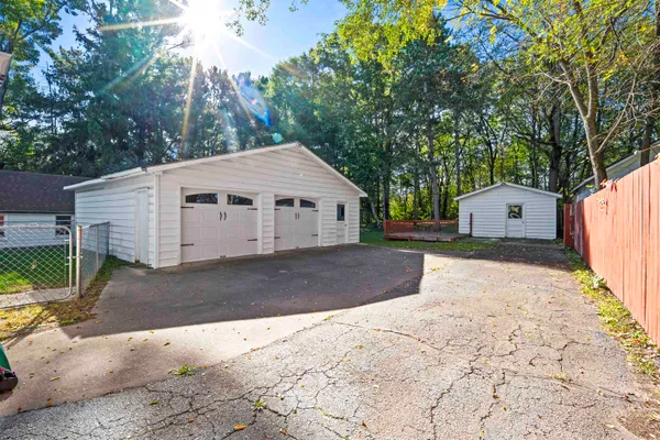 $247,900 | 411 West Elm Street, Wautoma, WI 54982