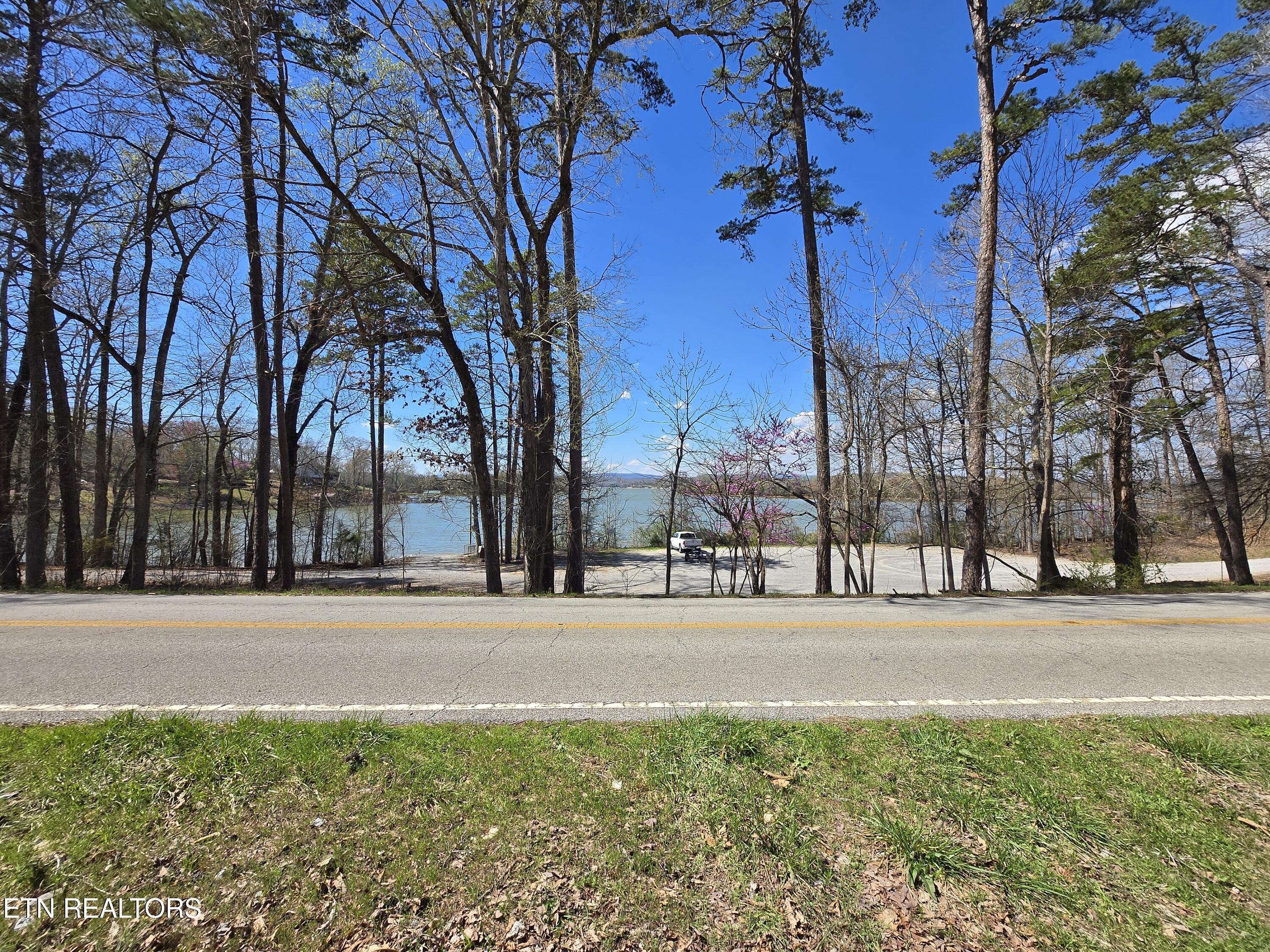 2405 River Road Kingston, TN 37763 - Photo 12 of 14 20250326_150059