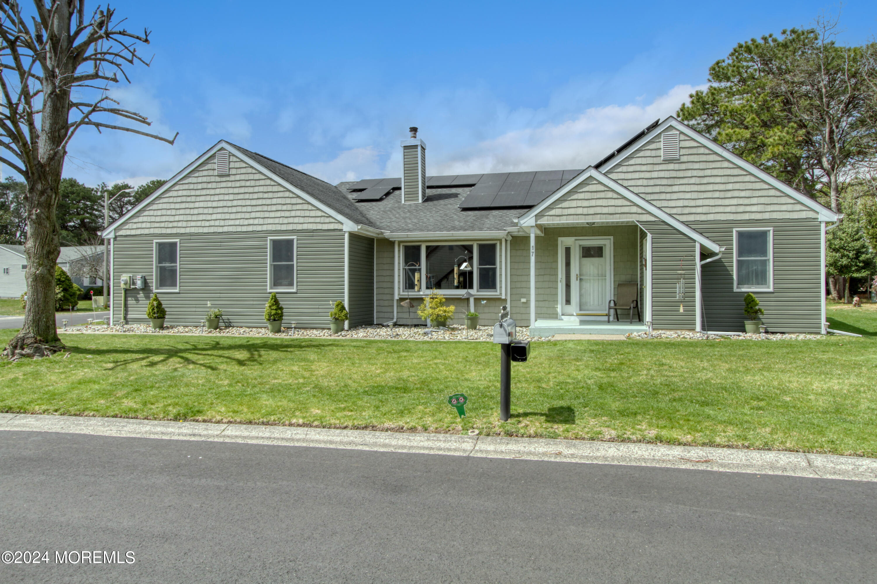 17 Berkshire Road Whiting, NJ 08759 - Photo 1 of 23 Welcome To 17 Berkshire Rd
