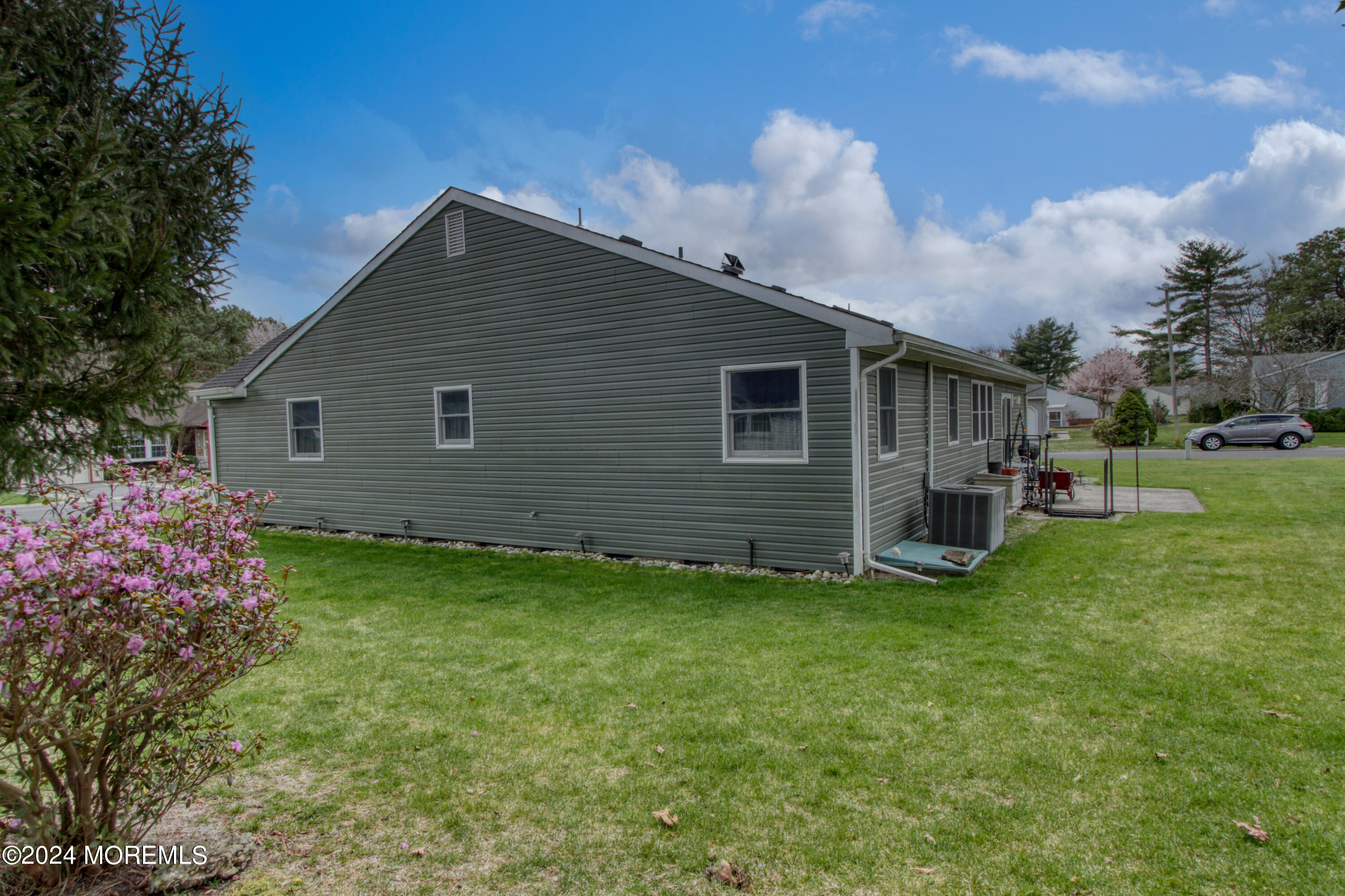 17 Berkshire Road Whiting, NJ 08759 - Photo 17 of 23 Back View