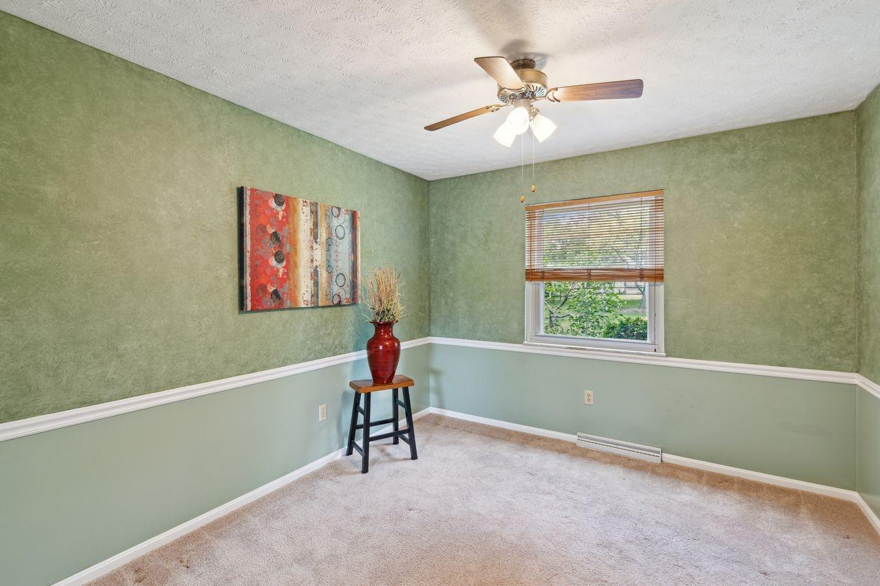 706 Yorkhaven Road Springdale, OH 45246 - Photo 13 of 35 Gallery Image 13
