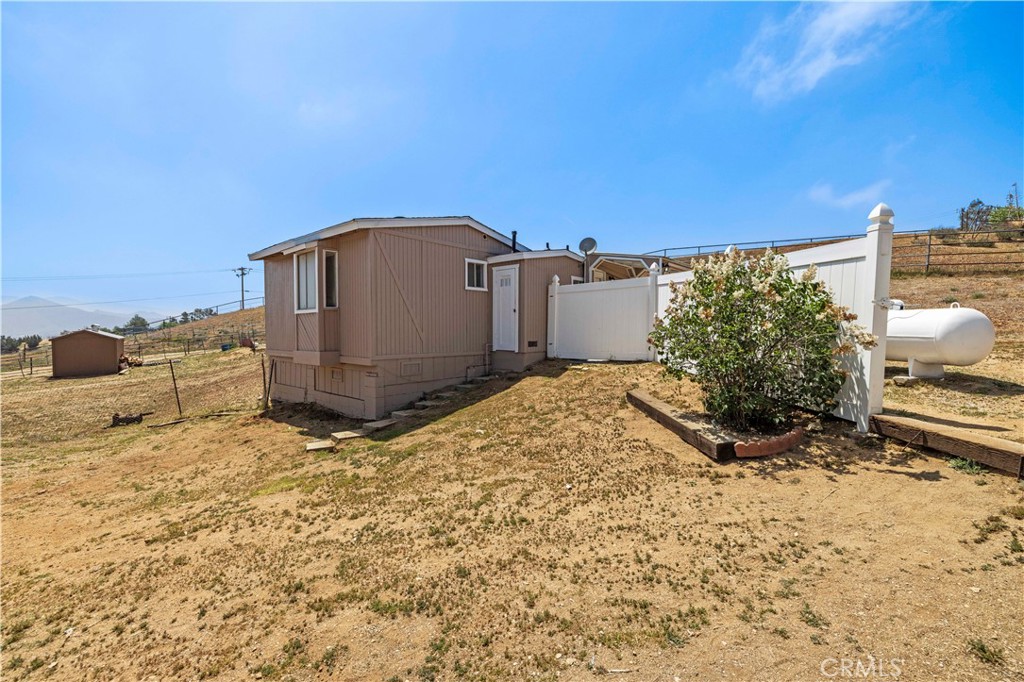 34717 Red Rover Mine Road Acton, CA 93510 - Photo 14 of 24 Detached Guest House