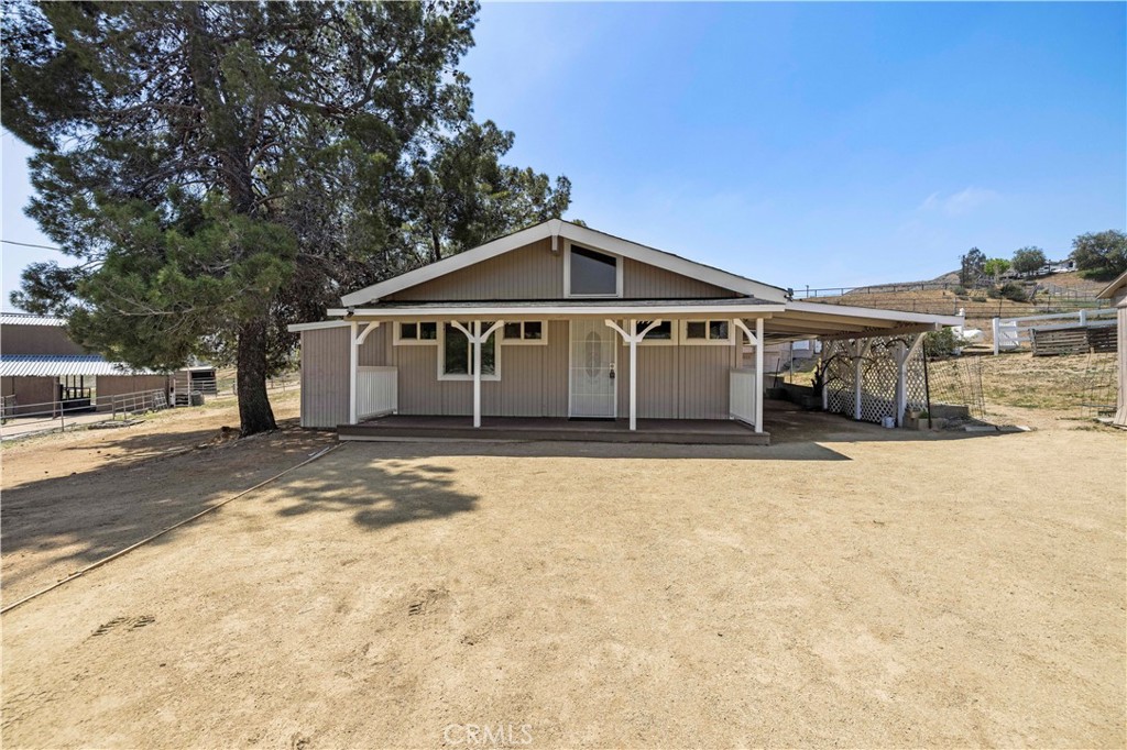 34717 Red Rover Mine Road Acton, CA 93510 - Photo 3 of 24 Primary House