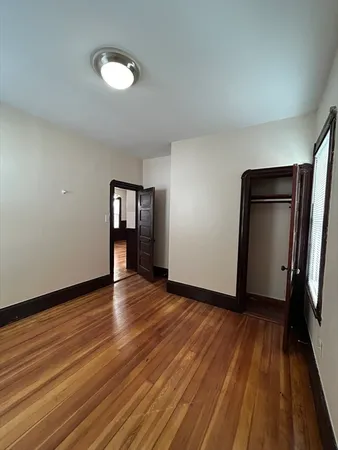 $1,700 | 345 Earle Street, Unit 2, New Bedford, MA 02746