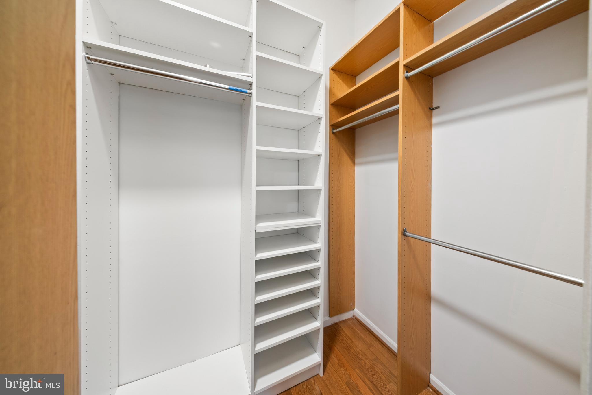 1502 Avennel Way Crofton, MD 21114 - Photo 25 of 50 Primary walk-in closet