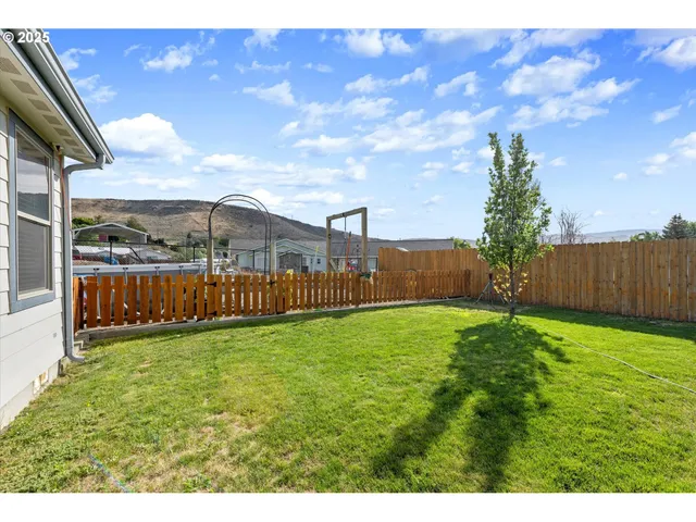 $579,000 | 475 Washington Avenue, Baker City, OR 97814