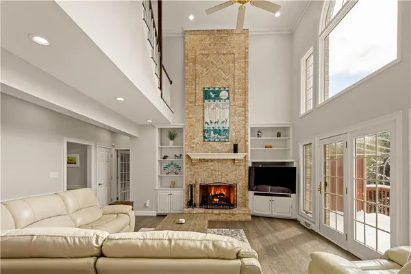 $950,000 | 2333 Southampton Drive, Pittsburgh, PA 15241