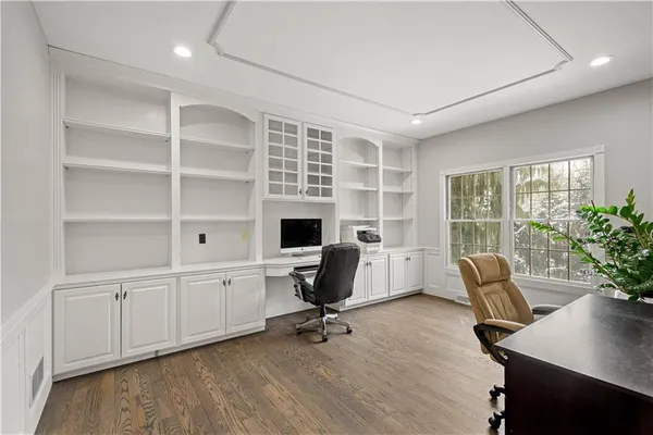 $950,000 | 2333 Southampton Drive, Pittsburgh, PA 15241